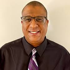 Keith Bracey's Instagram, Twitter & Facebook