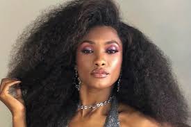 35, born 7 may 1985. Erika Januza Posta Primeira Foto Com O Namorado Filho De Carol Nakamura