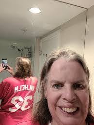 Cindy Wilhelm's Instagram, Twitter & Facebook