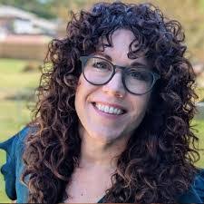 Lori Mcdaniel's Instagram, Twitter & Facebook