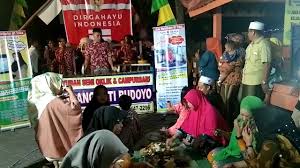 New Normal Unik Menarik Sederhana Tasyakuran Hut Ri Ke 75 Warga Rt J Di 2020 Sederhana Youtube Hiburan