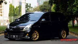 Sound system ini bisa memperoleh kesan yang kekinian waktu digunakan dijalan apalagi dilengkapi dengan neon yang ditaruh di bawah mobil. 45 Modifikasi Mobil Avanza Veloz Putih Hitam Silver Otodrift