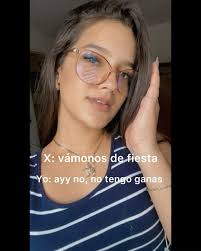 Ayy no no quieroooo, mi Amixxx la de la derecha es la mala influencia  @iam_ale_guevara 🤣🤣. #amigas #baile #diversion #viralvideo