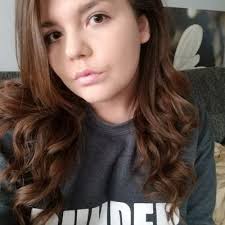 Nicole Harold's Instagram, Twitter & Facebook