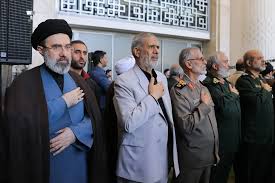 تصویری نایاب از رهبر معظم انقلاب که کمتر دیده شده است|رکنا