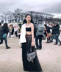 Dù đôi khi mắc phải những sai lầm không đáng có, tấn trường vẫn. Chau Bui Máº·c Sexy Giá»¯a Thá»i Tiáº¿t 11 Ä'á»™ C Táº¡i Phap Phá»¥ Ná»¯ Tháº¿ Há»‡ Má»›i