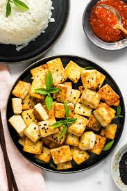 An extra firm variety of tofu with the least amount of moisture of all fresh tofus. How To Cook Tofu Bake Air Fry Pan Fry Ministry Of Curry