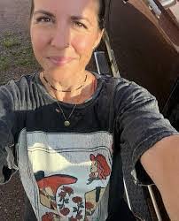 Crystal Greenlaw's Instagram, Twitter & Facebook