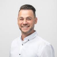 Anthony Carulli's Instagram, Twitter & Facebook