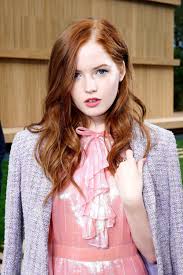 21 Beauty Stars Who Rule The Front Row At Chanel Pretty Redhead Redhead Beauty Redhead Hairstyles