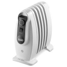O investimento inicial para um aquecedor a óleo é mais alto do que o elétrico, porém, é mais eficiente e econômico no dia a dia. Aquecedor A Oleo Delonghi Trns0505m 500w Eletrohome