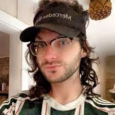 Vicki Bryan's Bond Angle (@VickiBryanBondA)