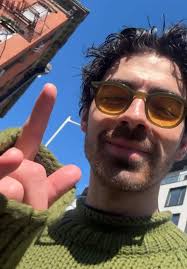 Joe Jonas Coffee Shop Nyc