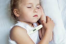 Por lo general, es una señal de que su cuerpo está tratando de combatir una enfermedad o infección. Como Bajar La Fiebre En Ninos Y Bebes Bupa