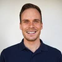 Robert Kuiper's Instagram, Twitter & Facebook