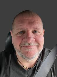 Hi all, please delete if not allowed... I'm soon to be living full time in  a motorhome. I'm trying to work out how to fit all my crafting bits 'n'  bobs into