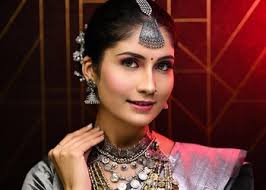 5 Best Makeup Artist in Nashik, MH