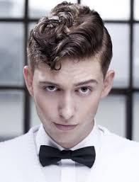 Vintage Short Curly Hairstyle For Men Hairstyles For Men With Curly Hair Curly Hair Beauty Curly Hair Men Curly Hair Trends