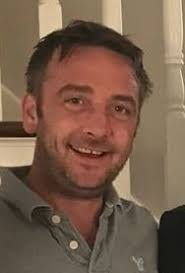 Lisa Diggins's Instagram, Twitter & Facebook