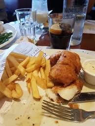Gaufre Avec Pommes Caramelisees Et Creme Fouettee Photo De Leon De Bruxelles Vandoeuvre Les Nancy Tripadvisor