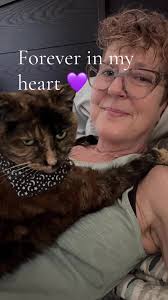 Elegant. She looks so fragile but stands so strong. 💪 Built to with...