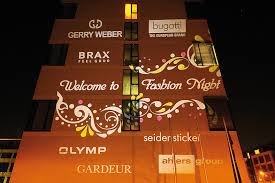 Das erklärt er an „eides statt in einer mitteilung. Gerry Weber Fashion Show Light Art Projection Mapping