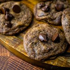 Ingredients · 1 cup butter, softened · 3/4 cup packed brown sugar · 1/4 cup sugar · 1 package (3.4 ounces) instant pistachio pudding mix · 2 large eggs, room . Baileys Chocolate Irish Cream Cookies Garlic Zest