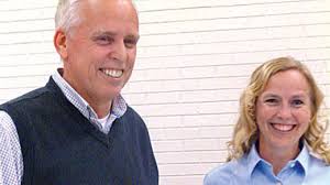 Hawthorne teacher receives Simplot award