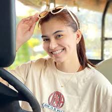 Vanessa Kate Alvarez