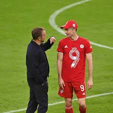 Ich finde es zwar schade, dass hansi flick. Fc Bayern Hansi Flick Uber Lewandowski Rekord Und Haaland