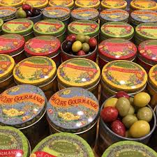 Epingle Par La Cure Gourmande Bercy Vill Sur Olives Au Chocolat Gourmandise Chocolat Olives