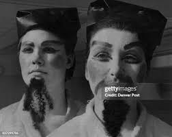 242 Cindy Lou Who Stock Photos, High-Res Pictures, and Images