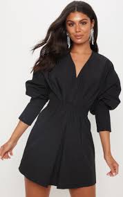 Invisible back zipper with hook and eye closure. Black Plunge Ruched Shirt Dress Dresses Prettylittlething