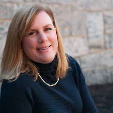 Distinctive Properties Group, Real Estate Agents