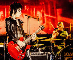 They initially played the tracks off. Joan Jett And The Blackhearts