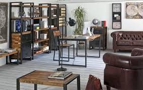 Il mobilificio badini propone progettazione e forniture di arredamenti per la casa e una vasta gamma di soluzioni per l'arredamento di ogni altro ambiente, dall'ufficio alle strutture ricettive e commerciali, all' arredo giardino e illuminazione di interni ed esterni. Arredamento Stile Industrial Vintage Arredare Stile Industriale Online