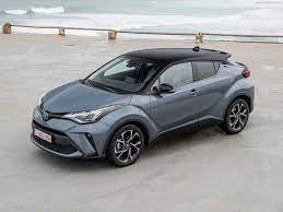 Nowy crossower toyoty ma niepowtarzalny wygląd i zachwycającą dynamikę. Toyota C Hr Facelift 2020 Toyota Autopareri