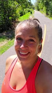 Go outside and practice a little nature mindfulness! 🌞🌿🌷 #therapy  #therapistsontiktok #selfcare #mindfulness #nature