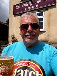 A bit warm in Somerset today 😎🌞 best down a few Pints of Natch to stay  hydrated 😜👍 cheers 🍻