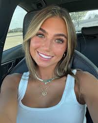 Ava Egan's Instagram, Twitter & Facebook