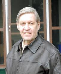 AACHRONYM: In Memoriam: Christopher Roy (1947-2019)