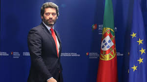 O deputado andré ventura deixou de fazer parte dos comentadores desportivos da cmtv e de ter a crónica no jornal correio da manhã, confirmou a revista visão. Decisao Editorial Correio Da Manha Dispensa Andre Ventura Renascenca