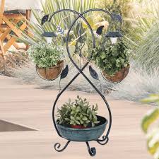 Place each stem in the vase spread evenly around the rim, working from the outside in. Led Solar Plant Stand Box Shell Leaves Design Garden Flowers Traffic Light Lamp Harms 315127 Etc Shop Lamps Furniture Technology Household All From One Source Etc Shop