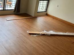 Kelebihan dari lantai serat kayu ada begitu banyak, selain tahan lama karpet ini tidak mudah kotoran seperti debu atau noda. Jual Lantai Vinyl Motif Kayu Di Tangerang Hubungi 081299787735