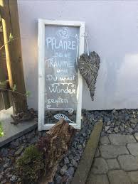 Garten Deko Fenster Kreide Schrift Garten Altes Fenster Altes Fenster Garten Gartendekoideen Gartendeko Alte Fenster Alte Fenster Dekorieren Und Diy Gartendekoration