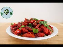 Comment Rehydrater Et Assaisonner Les Tomates Sechees Riches En Lycopene Youtube Tomates Sechees Tomates Aliments Complets