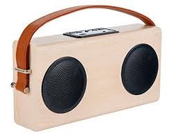 Ob spritzwasser oder wasserdampf, das soundmaster badradio ist dagegen resistent. Ideal Of Sweden Handyhulle Fur Iphone Xs X Bluetooth Lautsprecher Bluetooth Radios