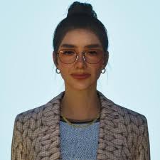 Saving family info in Inzoi game