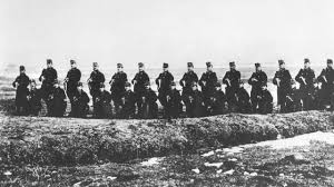 También denominada gran guerra, es el primer conflicto armado de la historia que ha involucrado a los países participantes mostraron todo el poderío militar que tenían lo que hizo que la primera guerra mundial fuera el enfrentamiento más sangriento de toda la historia. En Fotos Asi Comenzaba La Primera Guerra Mundial Hace 100 Anos Bbc News Mundo