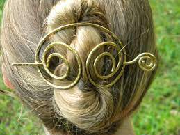 Get free click & collect on us. Brass Hairaccessory Accessory Hairclip Hairstick Brasshairclip Barrette Brass Hair Clip Hair Clips Hair By El Hair Jewelry Hair Accessories Metallic Hair